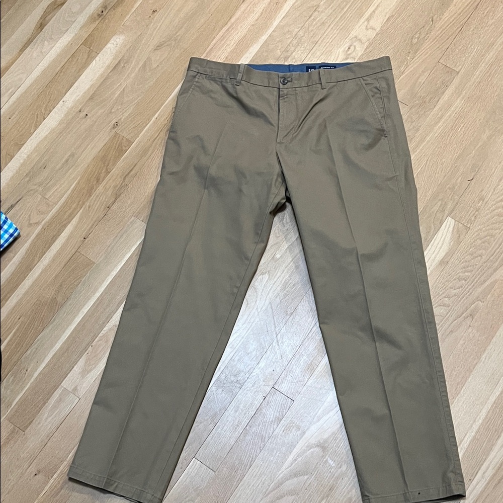 GAP Men's Khaki Chinos